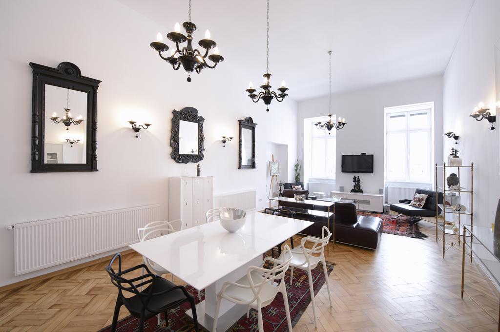 Casa Mandl Apartment Брашов Стая снимка